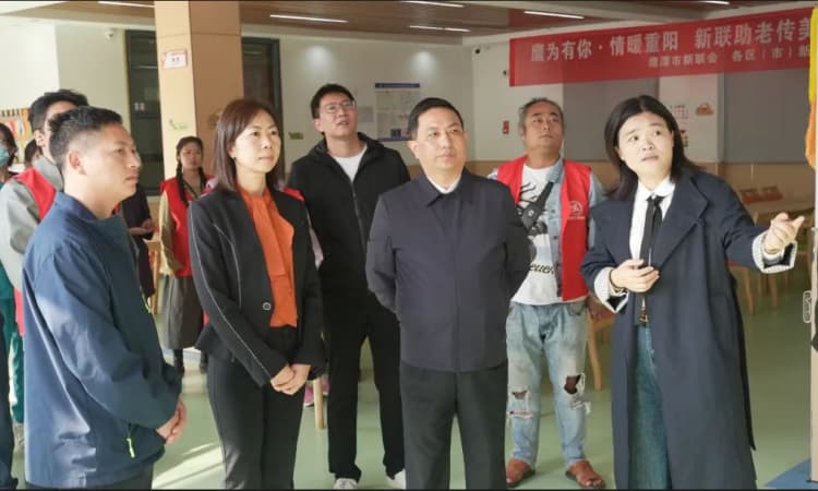 鹰潭市新联会莲孝养老服务驿站正式揭牌(图1)