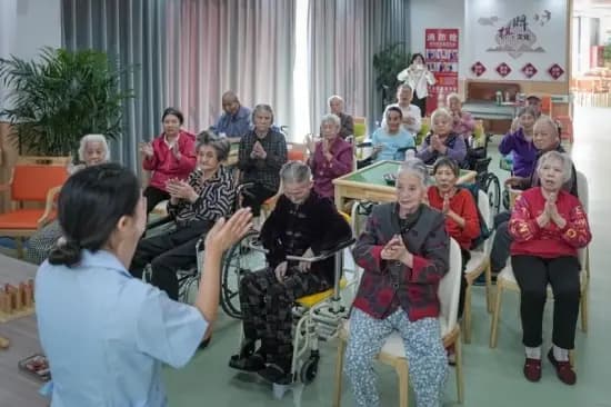 实至名归!莲孝养老荣膺”江西省金牌养老机构“,铸就鹰潭养老行业新标杆(图3) 实至名归!莲孝养老荣膺”江西省金牌养老机构“,铸就鹰潭养老行业新标杆(图3)