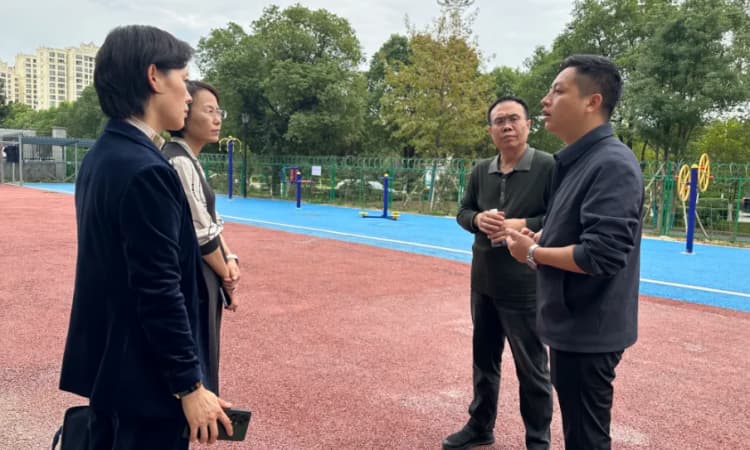 盘活基层医疗资源 推进医养融合发展 —— 九三学社调研组莅临莲孝养老夏埠路服务中心调研指导(图3) 盘活基层医疗资源 推进医养融合发展 —— 九三学社调研组莅临莲孝养老夏埠路服务中心调研指导(图3)