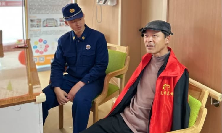 爱耳护耳送健康 消防关怀暖人心 —— 莲孝养老多场暖心活动点亮长者幸福生活(图3)